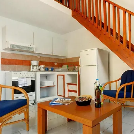 Flat In With A Garden * Gouvia